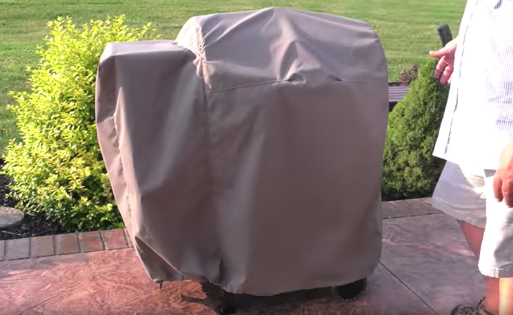 Making a customized grill cover is easy with help from Sailrite.